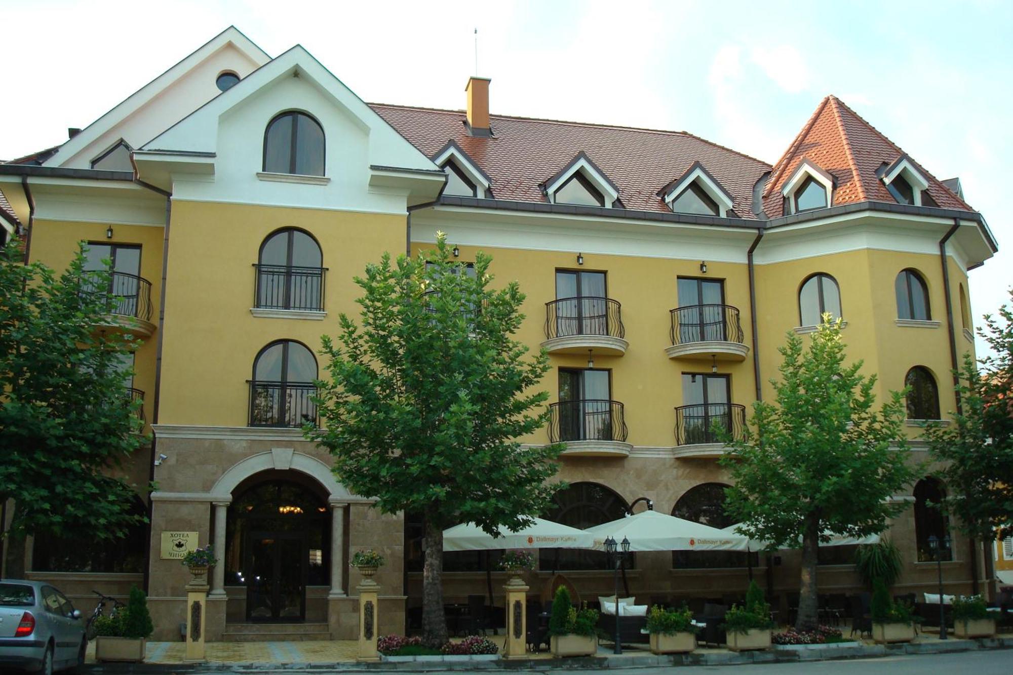 Hotel Chinar Hiszarja Kültér fotó