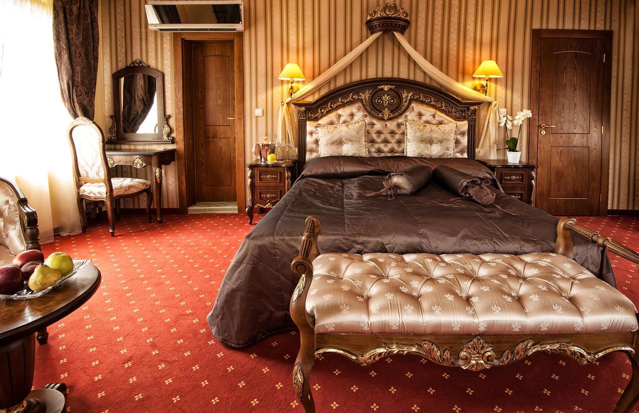 Hotel Chinar Hiszarja Kültér fotó