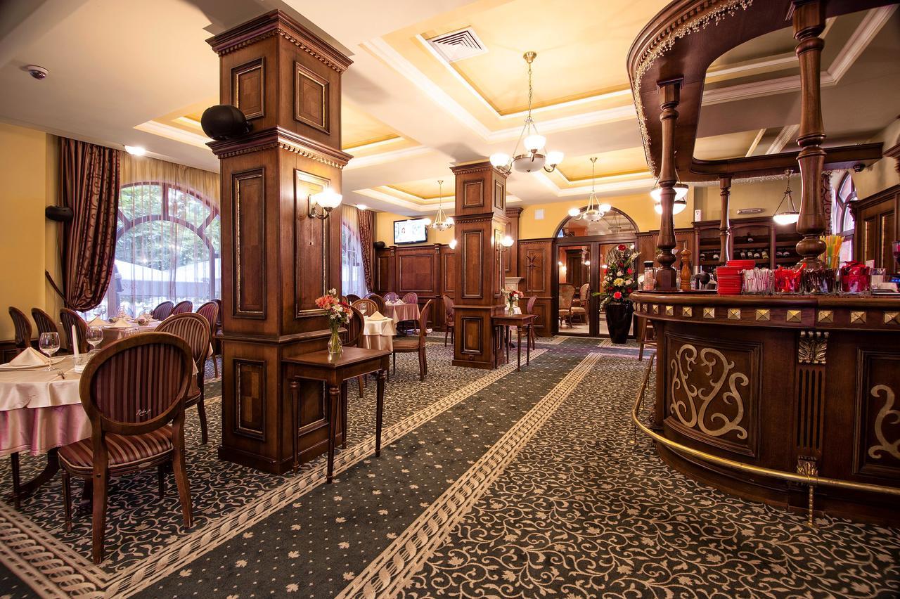 Hotel Chinar Hiszarja Kültér fotó