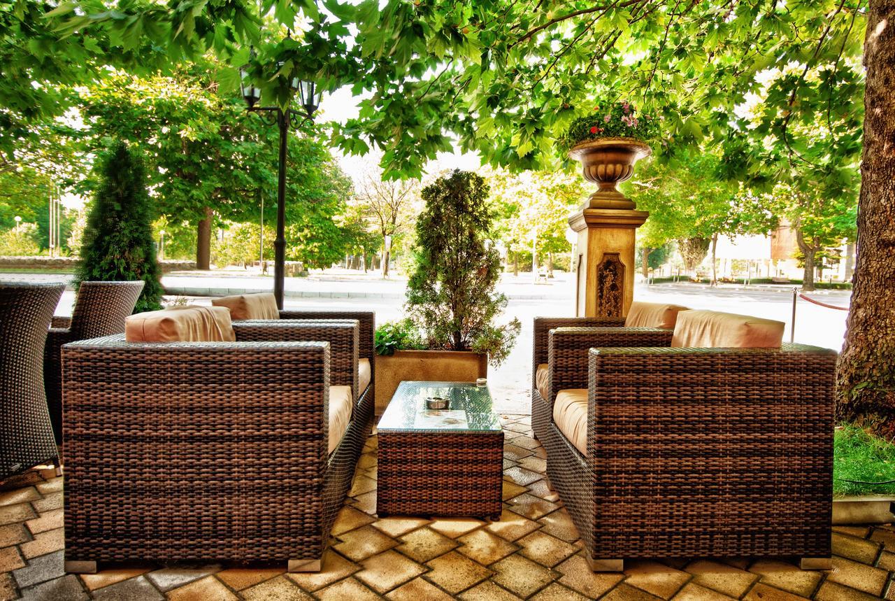 Hotel Chinar Hiszarja Kültér fotó
