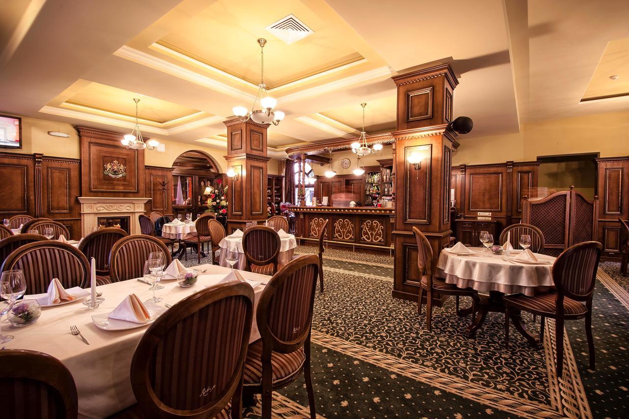 Hotel Chinar Hiszarja Kültér fotó